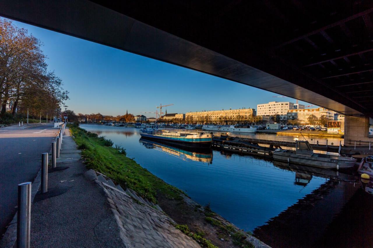 L'Idylle : T2 De Standing Avec Parking - Gare/Cite Des Congres/Lieu Unique Apartman Nantes Kültér fotó